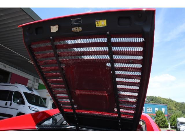Ｆ３５５ ベルリネッタ　クラシケ認定車両　ディーラー車　ＸＲシャーシ　ロッソコルサ／ブラックレザーシート　純正１８インチアルミホイール（25枚目）