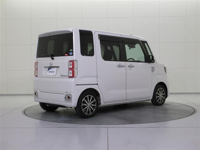 全国トヨタディーラーの中でも数少ない、トヨタ認定検査員が１台ずつ内外装をチェック。