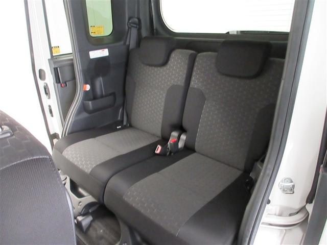 清潔で広々した座席です。ぜひ、現車を見て体感してみてください。