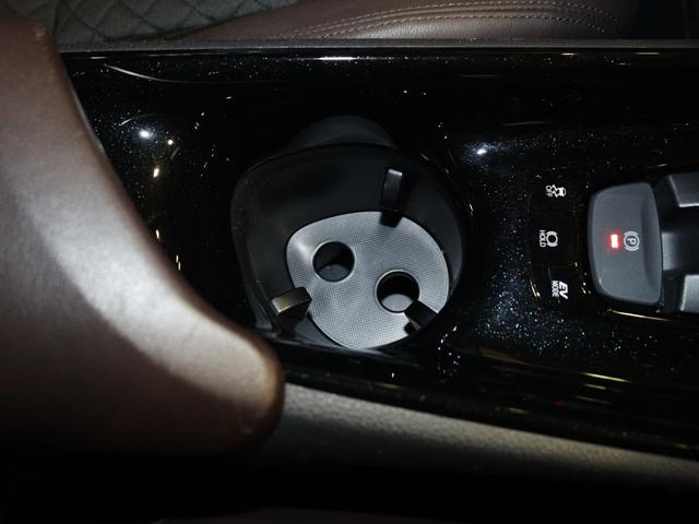 C-HR G LEDエディション クルーズコントロール バックカメラ 運転席・助手席シートヒーター ナビ ETC フルセグ Bluetooth LEDヘッドライト フロントフォグランプ スマートキー CD DVD 電動格納ミラー(23枚目)