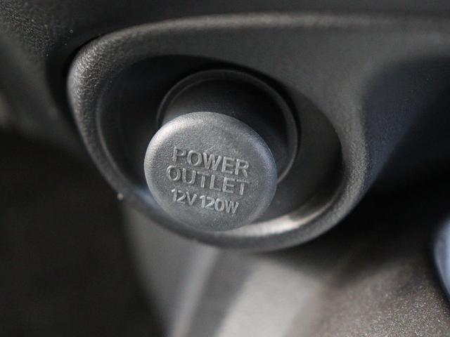 ジューク 16GT FOUR タイプV 4WD ターボ ナビ ETC スマートキー オートライト フロントフォグランプ 純正アルミホイール フルセグ 電動格納ミラー フロアマット サイドドアバイザー 運転席・助手席エアバック オートエアコン(21枚目)