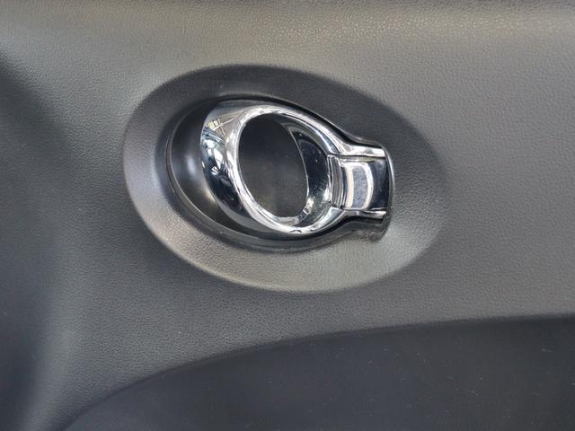 ジューク 16GT FOUR タイプV 4WD ターボ ナビ ETC スマートキー オートライト フロントフォグランプ 純正アルミホイール フルセグ 電動格納ミラー フロアマット サイドドアバイザー 運転席・助手席エアバック オートエアコン(36枚目)