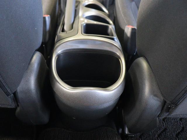 ジューク 16GT FOUR タイプV 4WD ターボ ナビ ETC スマートキー オートライト フロントフォグランプ 純正アルミホイール フルセグ 電動格納ミラー フロアマット サイドドアバイザー 運転席・助手席エアバック オートエアコン(46枚目)