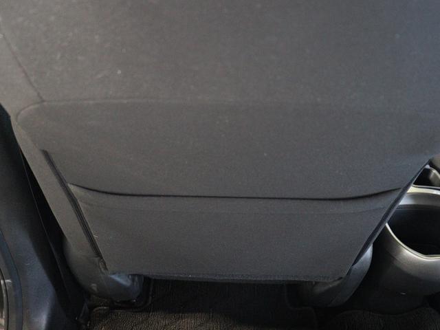 ジューク 16GT FOUR タイプV 4WD ターボ ナビ ETC スマートキー オートライト フロントフォグランプ 純正アルミホイール フルセグ 電動格納ミラー フロアマット サイドドアバイザー 運転席・助手席エアバック オートエアコン(47枚目)