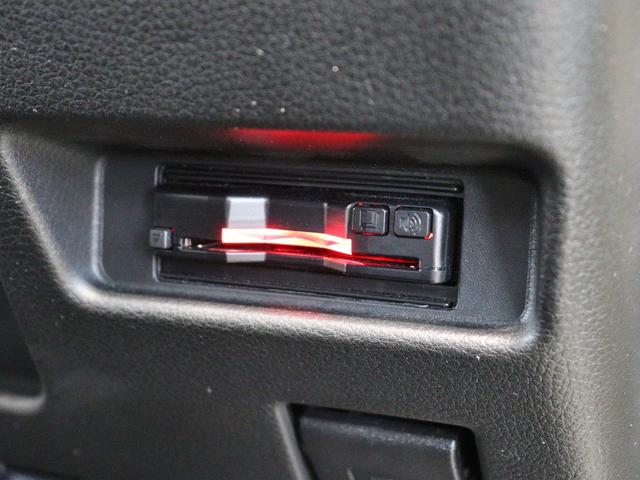 スペーシア ハイブリッドＸ　衝突被害軽減システム　両側パワースライドドア　８インチナビ　運転席シートヒーター　ＥＴＣ　天井サーキュレーター　オートライト　スマートキー　フルセグ　Ｂｌｕｅｔｏｏｔｈ　ＵＳＢ入力端子　フロアマット（20枚目）