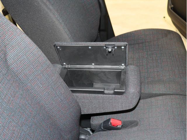 スペーシア ハイブリッドＸ　衝突被害軽減システム　両側パワースライドドア　８インチナビ　運転席シートヒーター　ＥＴＣ　天井サーキュレーター　オートライト　スマートキー　フルセグ　Ｂｌｕｅｔｏｏｔｈ　ＵＳＢ入力端子　フロアマット（45枚目）