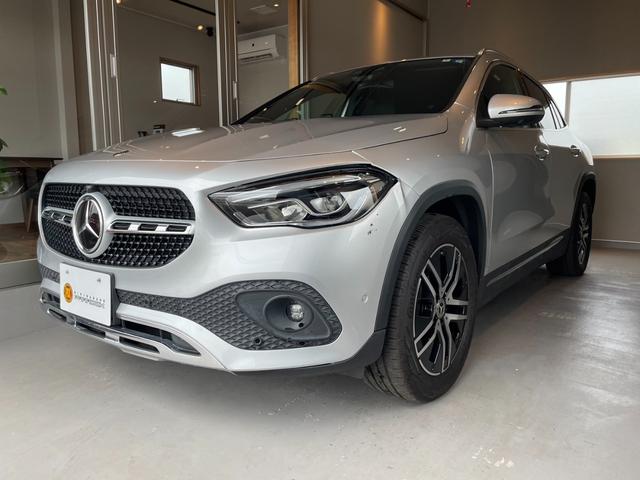 ＧＬＡクラス ＧＬＡ２００ｄ　４マチック　４ＷＤ　レーダーセーフティＰＫＧ　ＬＥＤハイパフォーマンスヘッドランプ　１０．２５インチコクピット　ナビゲーションパッケージ　ハーフレザーシート　３６０°カメラ　禁煙車　ワンオーナー　ディーゼル（4枚目）