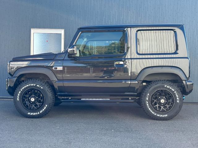 ジムニー XC グレッディマフラー シートカバー ナビ バックモニター ロッソモデロ トーヨータイヤオープンカントリー(5枚目)