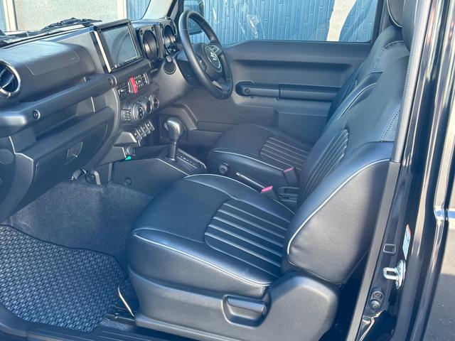 ジムニー XC グレッディマフラー シートカバー ナビ バックモニター ロッソモデロ トーヨータイヤオープンカントリー(11枚目)