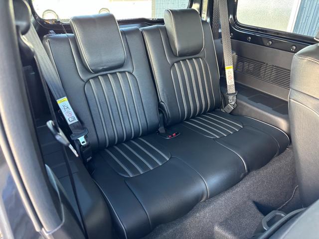 ジムニー XC グレッディマフラー シートカバー ナビ バックモニター ロッソモデロ トーヨータイヤオープンカントリー(13枚目)