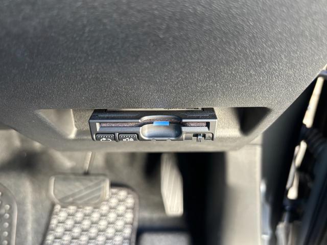 ジムニー XC グレッディマフラー シートカバー ナビ バックモニター ロッソモデロ トーヨータイヤオープンカントリー(24枚目)