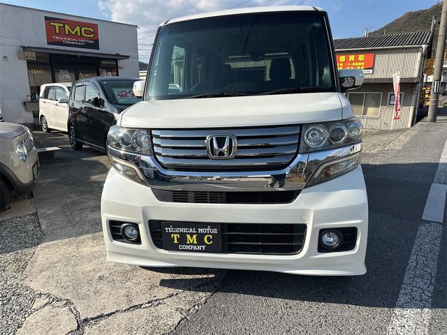 Ｎ－ＢＯＸカスタム Ｇ・ターボパッケージ　ＥＴＣ　バックカメラ　両側電動スライドドア　ナビ　ＴＶ　オートクルーズコントロール　オートライト　ＨＩＤ　スマートキー　電動格納ミラー　ベンチシート　ＣＶＴ　盗難防止システム　ＡＢＳ　ＥＳＣ　ＣＤ（13枚目）