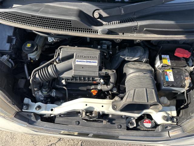 Ｎ－ＢＯＸカスタム Ｇ・ターボパッケージ　ＥＴＣ　バックカメラ　両側電動スライドドア　ナビ　ＴＶ　オートクルーズコントロール　オートライト　ＨＩＤ　スマートキー　電動格納ミラー　ベンチシート　ＣＶＴ　盗難防止システム　ＡＢＳ　ＥＳＣ　ＣＤ（20枚目）