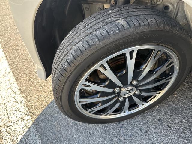 Ｎ－ＢＯＸカスタム Ｇ・ターボパッケージ　ＥＴＣ　バックカメラ　両側電動スライドドア　ナビ　ＴＶ　オートクルーズコントロール　オートライト　ＨＩＤ　スマートキー　電動格納ミラー　ベンチシート　ＣＶＴ　盗難防止システム　ＡＢＳ　ＥＳＣ　ＣＤ（26枚目）