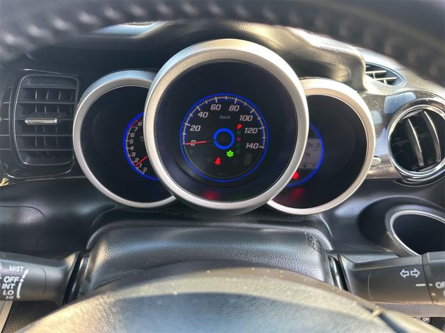 Ｎ－ＢＯＸカスタム Ｇ・ターボパッケージ　ＥＴＣ　バックカメラ　両側電動スライドドア　ナビ　ＴＶ　オートクルーズコントロール　オートライト　ＨＩＤ　スマートキー　電動格納ミラー　ベンチシート　ＣＶＴ　盗難防止システム　ＡＢＳ　ＥＳＣ　ＣＤ（44枚目）