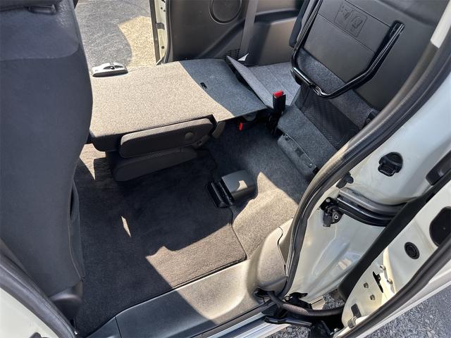 Ｎ－ＢＯＸカスタム Ｇ・ターボパッケージ　ＥＴＣ　バックカメラ　両側電動スライドドア　ナビ　ＴＶ　オートクルーズコントロール　オートライト　ＨＩＤ　スマートキー　電動格納ミラー　ベンチシート　ＣＶＴ　盗難防止システム　ＡＢＳ　ＥＳＣ　ＣＤ（67枚目）