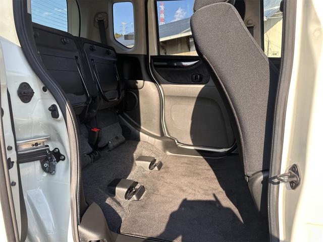 Ｎ－ＢＯＸカスタム Ｇ・ターボパッケージ　ＥＴＣ　バックカメラ　両側電動スライドドア　ナビ　ＴＶ　オートクルーズコントロール　オートライト　ＨＩＤ　スマートキー　電動格納ミラー　ベンチシート　ＣＶＴ　盗難防止システム　ＡＢＳ　ＥＳＣ　ＣＤ（69枚目）