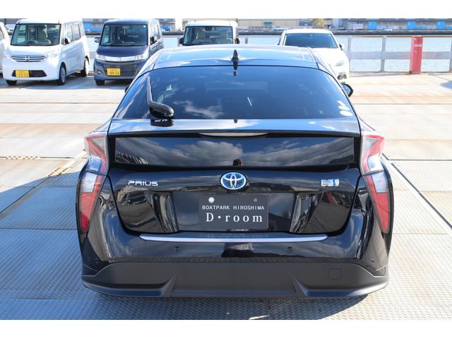 プリウス Ａツーリングセレクション　レザーシート　シートヒーター　純正ナビＴＶ　バックカメラ　オートクルーズ　ドライブレコーダー　スマートキー　コーナーセンサー　スペアキー（7枚目）