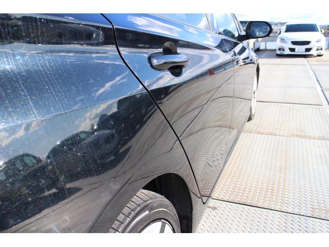 プリウス Ａツーリングセレクション　レザーシート　シートヒーター　純正ナビＴＶ　バックカメラ　オートクルーズ　ドライブレコーダー　スマートキー　コーナーセンサー　スペアキー（60枚目）