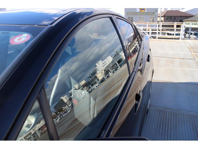 プリウス Ａツーリングセレクション　レザーシート　シートヒーター　純正ナビＴＶ　バックカメラ　オートクルーズ　ドライブレコーダー　スマートキー　コーナーセンサー　スペアキー（70枚目）