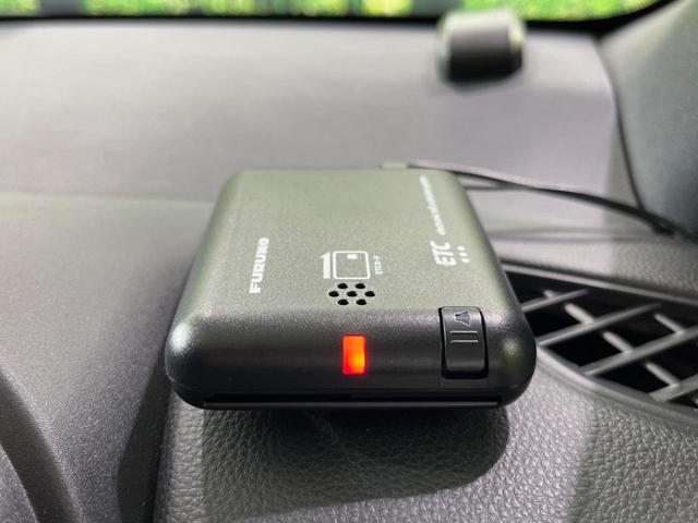 X トヨタセーフティーセンス 禁煙車 SDナビ バックカメラ Bluetooth再生 スマートキー オートマチックハイビーム 車線逸脱警報 オートライト プライバシーガラス 盗難防止装置 ETC(9枚目)
