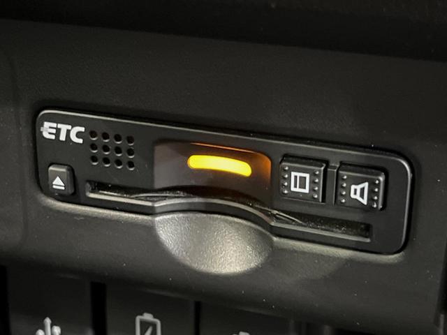 Ｇ　ＳＳパッケージ　禁煙車　衝突軽減　純正ＳＤナビ　クルーズコントロール　バックカメラ　ＥＴＣ　フルセグＴＶ　合皮ハーフレザーシート　ＨＩＤヘッド　ＬＥＤフォグ　オートライト　スマートキー　ステアリングスイッチ(6枚目)