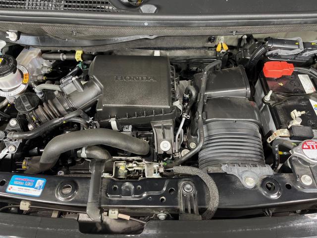 Ｎ－ＢＯＸカスタム Ｌターボ　両側電動スライドドア　純正８型ナビ　バックカメラ　衝突軽減装置　レーダークルーズ　禁煙車　ハーフレザーシート　コーナーセンサー　スマートキー　ＬＥＤヘッドライト　ＥＴＣ　オートマチックハイビーム（18枚目）