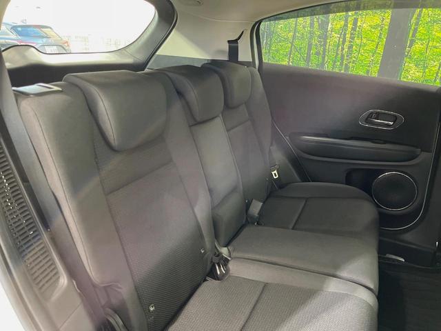 ヴェゼル ハイブリッドX・ホンダセンシング 純正ナビ バックカメラ 衝突軽減装置 ドラレコ ETC レーダークルーズ LEDヘッド パドルシフト ステアリングスイッチ 純正16インチアルミ オートライト オートエアコン 車線逸脱警報 禁煙車(9枚目)