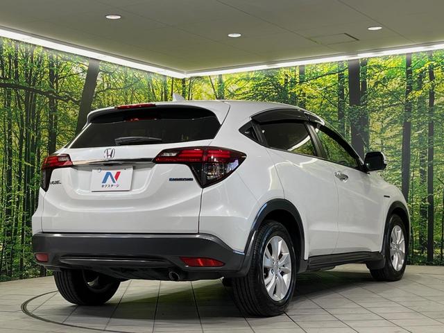 ヴェゼル ハイブリッドX・ホンダセンシング 純正ナビ バックカメラ 衝突軽減装置 ドラレコ ETC レーダークルーズ LEDヘッド パドルシフト ステアリングスイッチ 純正16インチアルミ オートライト オートエアコン 車線逸脱警報 禁煙車(17枚目)