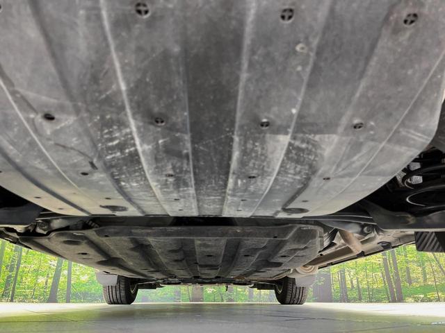 ヴェゼル ハイブリッドX・ホンダセンシング 純正ナビ バックカメラ 衝突軽減装置 ドラレコ ETC レーダークルーズ LEDヘッド パドルシフト ステアリングスイッチ 純正16インチアルミ オートライト オートエアコン 車線逸脱警報 禁煙車(19枚目)