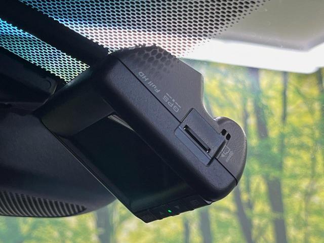 ヴェゼル ハイブリッドX・ホンダセンシング 純正ナビ バックカメラ 衝突軽減装置 ドラレコ ETC レーダークルーズ LEDヘッド パドルシフト ステアリングスイッチ 純正16インチアルミ オートライト オートエアコン 車線逸脱警報 禁煙車(25枚目)