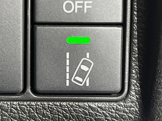 ヴェゼル ハイブリッドX・ホンダセンシング 純正ナビ バックカメラ 衝突軽減装置 ドラレコ ETC レーダークルーズ LEDヘッド パドルシフト ステアリングスイッチ 純正16インチアルミ オートライト オートエアコン 車線逸脱警報 禁煙車(40枚目)