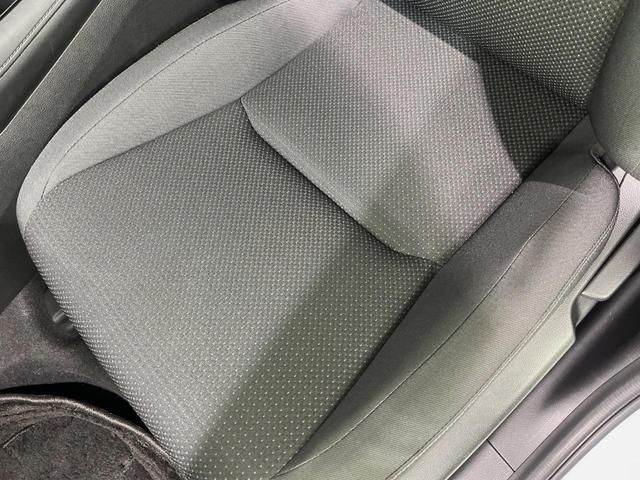 ヴェゼル ハイブリッドX・ホンダセンシング 純正ナビ バックカメラ 衝突軽減装置 ドラレコ ETC レーダークルーズ LEDヘッド パドルシフト ステアリングスイッチ 純正16インチアルミ オートライト オートエアコン 車線逸脱警報 禁煙車(52枚目)