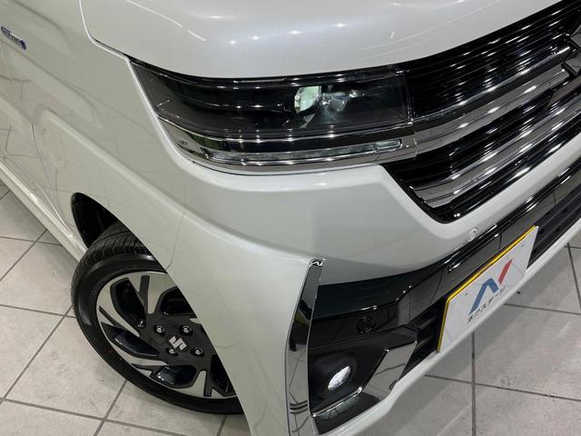 スペーシアカスタム ハイブリッドＸＳターボ　届出済未使用車　衝突軽減装置　レーダークルーズ　両側電動スライドドア　スマートキー　前席シートヒーター　ＬＥＤヘッド　純正１５インチアルミ　革巻きステアリング　電動パーキングブレーキ　オートライト（12枚目）