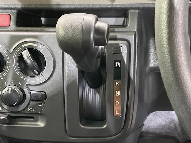 アルト Ｌ　衝突軽減装置　禁煙車　シートヒーター　コーナーセンサー　車線逸脱警報　オートライト　ＣＤ再生　アイドリングストップ　衝突安全ボディ　横滑り防止装置　パワーステアリング　パワーウィンドウ（21枚目）