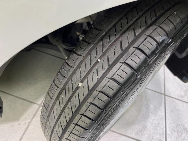 アルト Ｌ　衝突軽減装置　禁煙車　シートヒーター　コーナーセンサー　車線逸脱警報　オートライト　ＣＤ再生　アイドリングストップ　衝突安全ボディ　横滑り防止装置　パワーステアリング　パワーウィンドウ（52枚目）