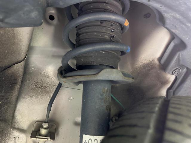 ミライース Ｘ　リミテッドＳＡ　衝突軽減装置　禁煙車　純正１４インチアルミホイール　ＣＤ再生　オーディオ　アイドリングストップ　横滑り防止装置　プライバシーガラス　電動格納ミラー　パワーウィンドウ　盗難防止装置　パワーステアリング（20枚目）