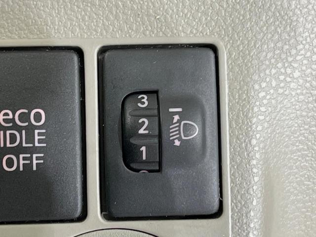ミライース Ｘ　リミテッドＳＡ　衝突軽減装置　禁煙車　純正１４インチアルミホイール　ＣＤ再生　オーディオ　アイドリングストップ　横滑り防止装置　プライバシーガラス　電動格納ミラー　パワーウィンドウ　盗難防止装置　パワーステアリング（24枚目）