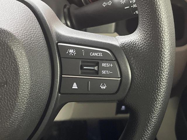 Ｎ－ＢＯＸ ベースグレード　純正８型ナビ　バックカメラ　電動スライドドア　衝突軽減装置　レーダークルーズ　禁煙車　コーナーセンサー　スマートキー　ＬＥＤヘッドライト　ＥＴＣ　オートマチックハイビーム　車線逸脱警報　オートライト（7枚目）