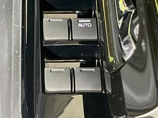 N-BOXカスタム G・Lターボホンダセンシング SDナビ バックカメラ 両側電動スライドドア 衝突軽減装置 レーダークルーズ 禁煙車 ハーフレザーシート コーナーセンサー スマートキー LEDヘッドライト ETC オートマチックハイビーム(40枚目)