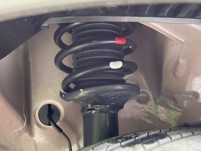 アルトラパンＬＣ Ｘ　純正ディスプレイオーディオ　バックカメラ　衝突軽減装置　禁煙車　２トーンカラー　シートヒーター　ハーフレザーシート　コーナーセンサー　スマートキー　ＬＥＤヘッドライト　オートハイビーム　車線逸脱警報（20枚目）