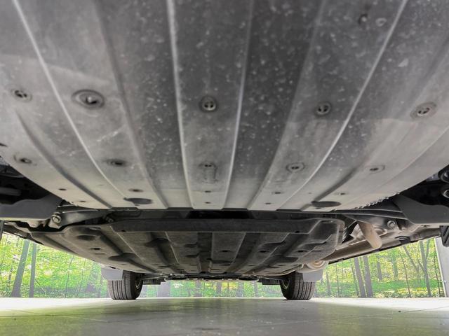 ヴェゼル ハイブリッドＸ　純正メーカーナビ　バックカメラ　衝突軽減装置　禁煙車　ドラレコ　コーナーセンサー　スマートキー　ＬＥＤヘッド　ＥＴＣ　クルーズコントロール　オートライト　オートエアコン　純正１６インチアルミ（19枚目）