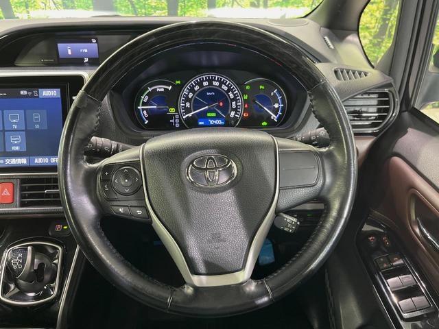 エスクァイア ハイブリッドGi 両側電動スライドドア 純正10ナビ 後席モニター バックカメラ 衝突軽減装置 禁煙車 ハーフレザーシート シートヒーター ドラレコ コーナーセンサー スマートキー LEDヘッドライト ETC クルコン(11枚目)