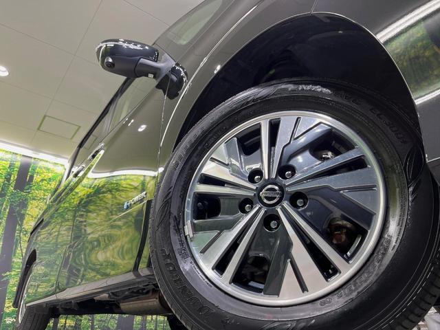 セレナ e-パワー ハイウェイスターV 純正10型ナビ 後席モニター 全周囲カメラ プロパイロット 両側電動スライドドア 衝突軽減装置 レーダークルーズ 禁煙車 ドラレコ コーナーセンサー スマートキー LEDヘッドライト ETC(13枚目)