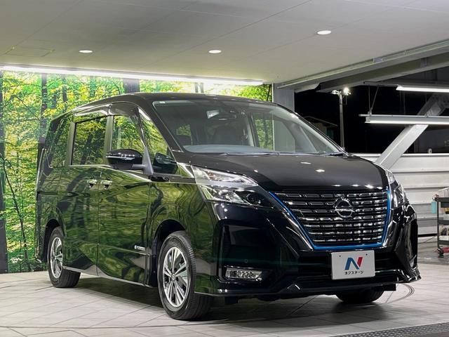 セレナ e-パワー ハイウェイスターV 純正10型ナビ 後席モニター 全周囲カメラ プロパイロット 両側電動スライドドア 衝突軽減装置 レーダークルーズ 禁煙車 ドラレコ コーナーセンサー スマートキー LEDヘッドライト ETC(16枚目)