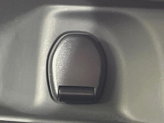 セレナ e-パワー ハイウェイスターV 純正10型ナビ 後席モニター 全周囲カメラ プロパイロット 両側電動スライドドア 衝突軽減装置 レーダークルーズ 禁煙車 ドラレコ コーナーセンサー スマートキー LEDヘッドライト ETC(30枚目)