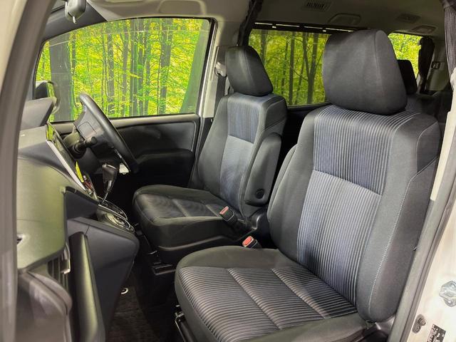 ヴォクシー ZS 煌 純正9型ナビ 両側電動スライドドア 後席モニター バックカメラ スマートキー LEDヘッドライト ETC オートライト デュアルエアコン 純正16インチアルミ リアエアコン Bluetooth(40枚目)