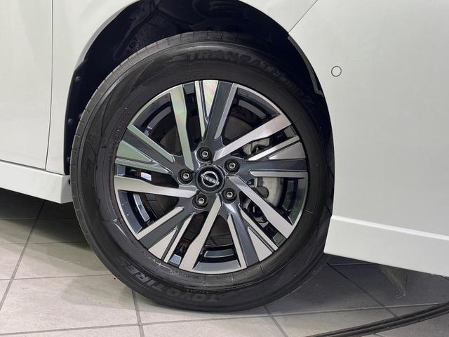 セレナ e-パワー ハイウェイスターV 純正12型ナビ 全周囲カメラ 両側電動スライドドア 衝突軽減装置 100V電源 プロパイロット 禁煙車 防水シート ドラレコ コーナーセンサー スマートキー ETC2.0 ブラインドスポットモニター(67枚目)