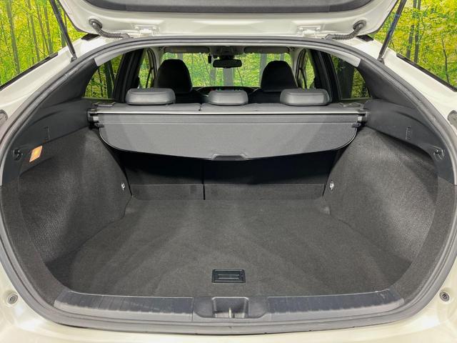 プリウス Aツーリングセレクション 純正9型ナビ バックカメラ 衝突軽減装置 レーダークルーズ 禁煙車 前席シートヒーター ドラレコ コーナーセンサー スマートキー LEDヘッドライト ETC ブラインドスポットモニター 車線逸脱警報(10枚目)