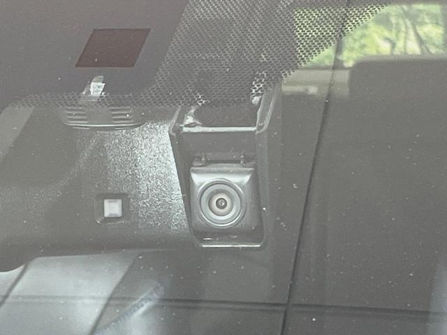 プリウス Aツーリングセレクション 純正9型ナビ バックカメラ 衝突軽減装置 レーダークルーズ 禁煙車 前席シートヒーター ドラレコ コーナーセンサー スマートキー LEDヘッドライト ETC ブラインドスポットモニター 車線逸脱警報(26枚目)